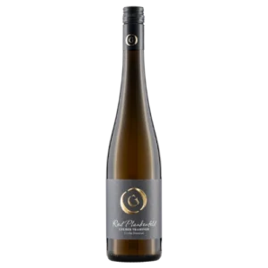 Eine Flasche Ried Plankenfeld Gelber Traminer Große Reserve